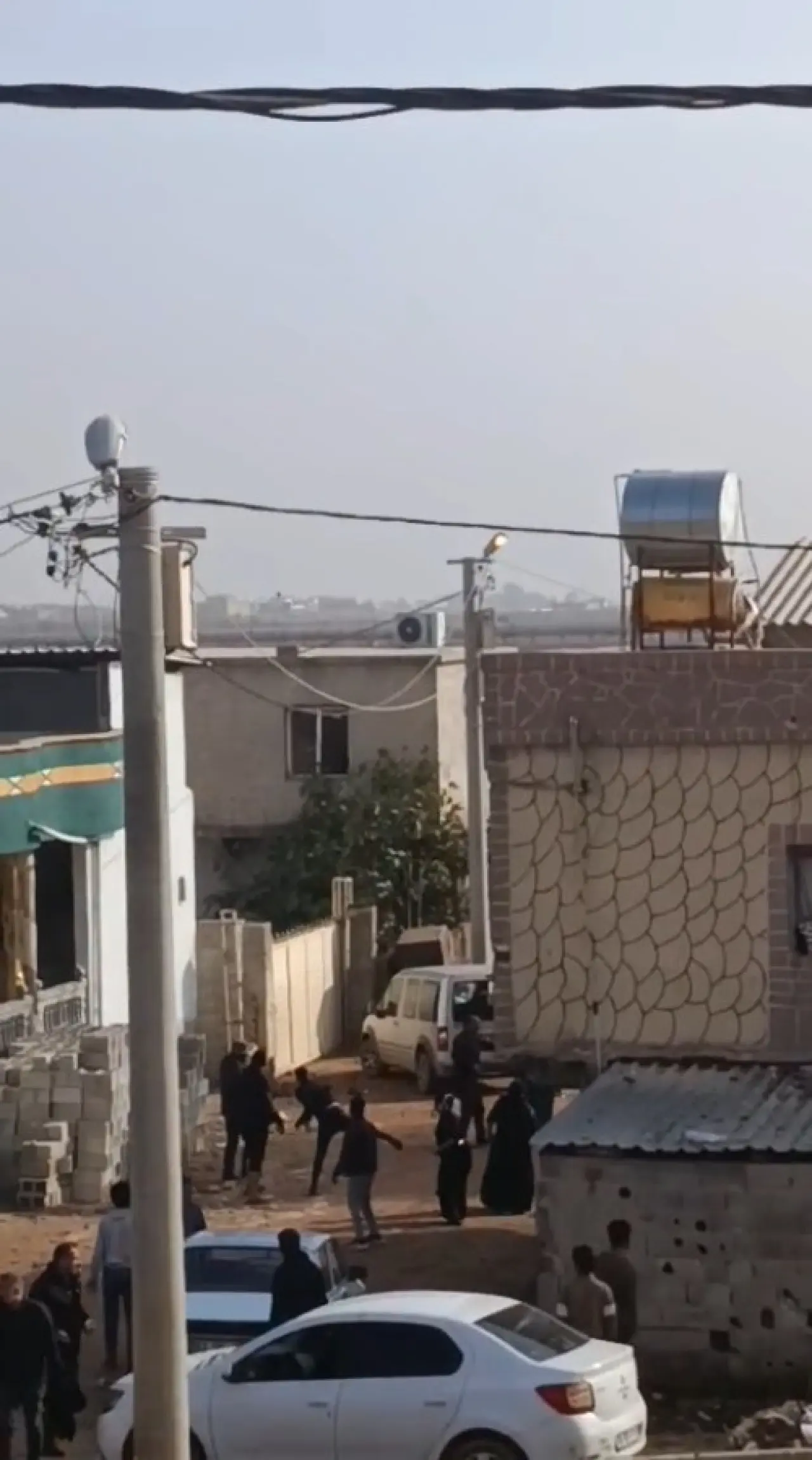 Şanlıurfa’da çocuk kavgası kanlı sokak savaşına dönüştü! Taş, sopa ve silahlar 3