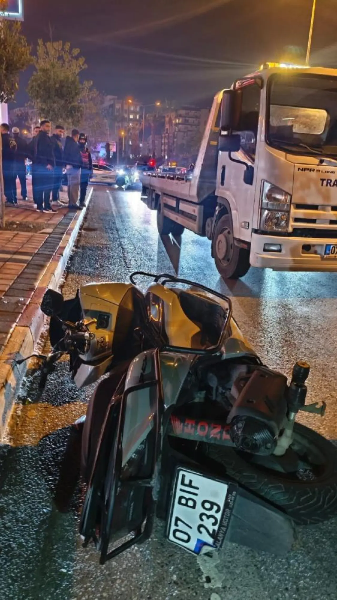 Ders çıkışında değil, son yolculuğunda bir aradalar: Liseli öğrenci hayatını kaybetti 3