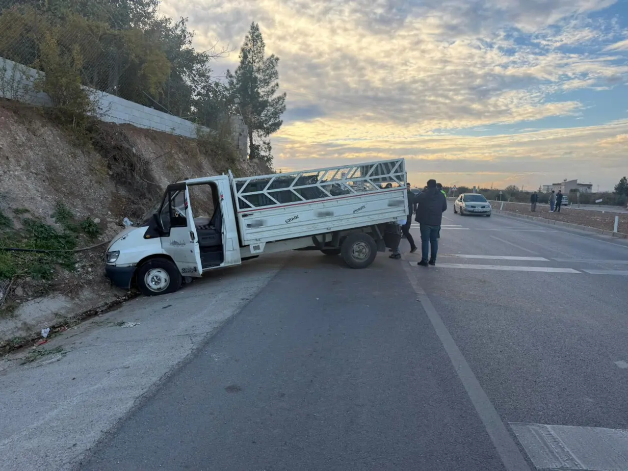 Şanlıurfa’da korkunç kaza! Motosiklet ve kamyonet çarpıştı 2