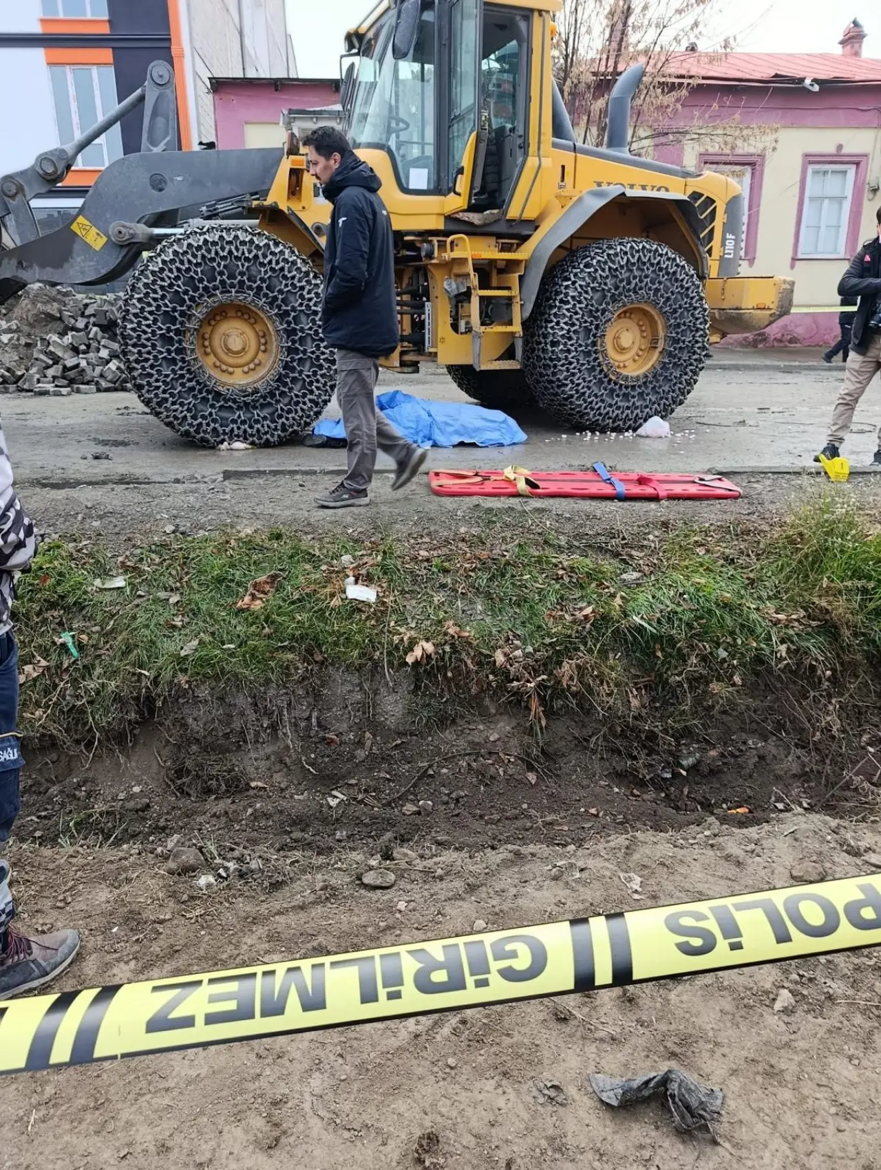 Feci Kaza! İmam Kepçenin Altında Kaldı 2