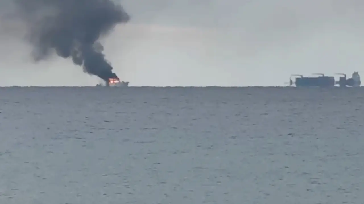 Antalya’da lüks teknede korku dolu anlar! Alev alev yandı 4