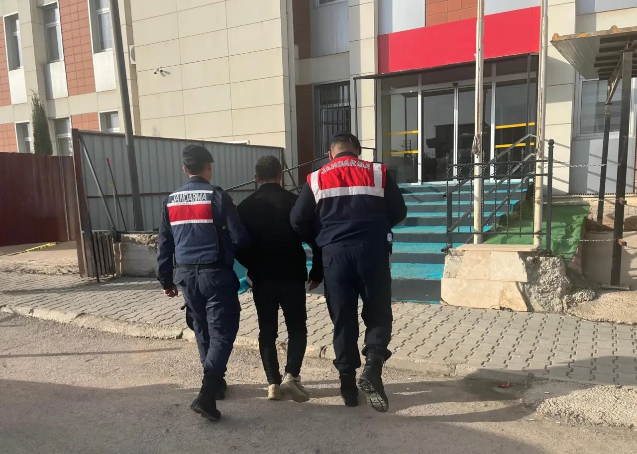 Göçmen kaçakçılığı bitmedi! Jandarma darbeyi vurdu 3