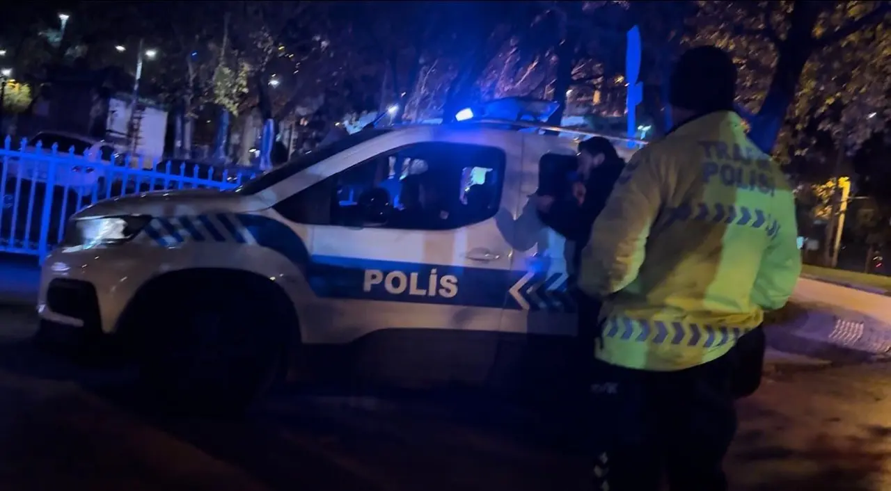 Alkollü sürücüden polise hakaret yağmuru! 'Sarhoşun mektubu okunmaz' dedi ortalık daha da karıştı 4