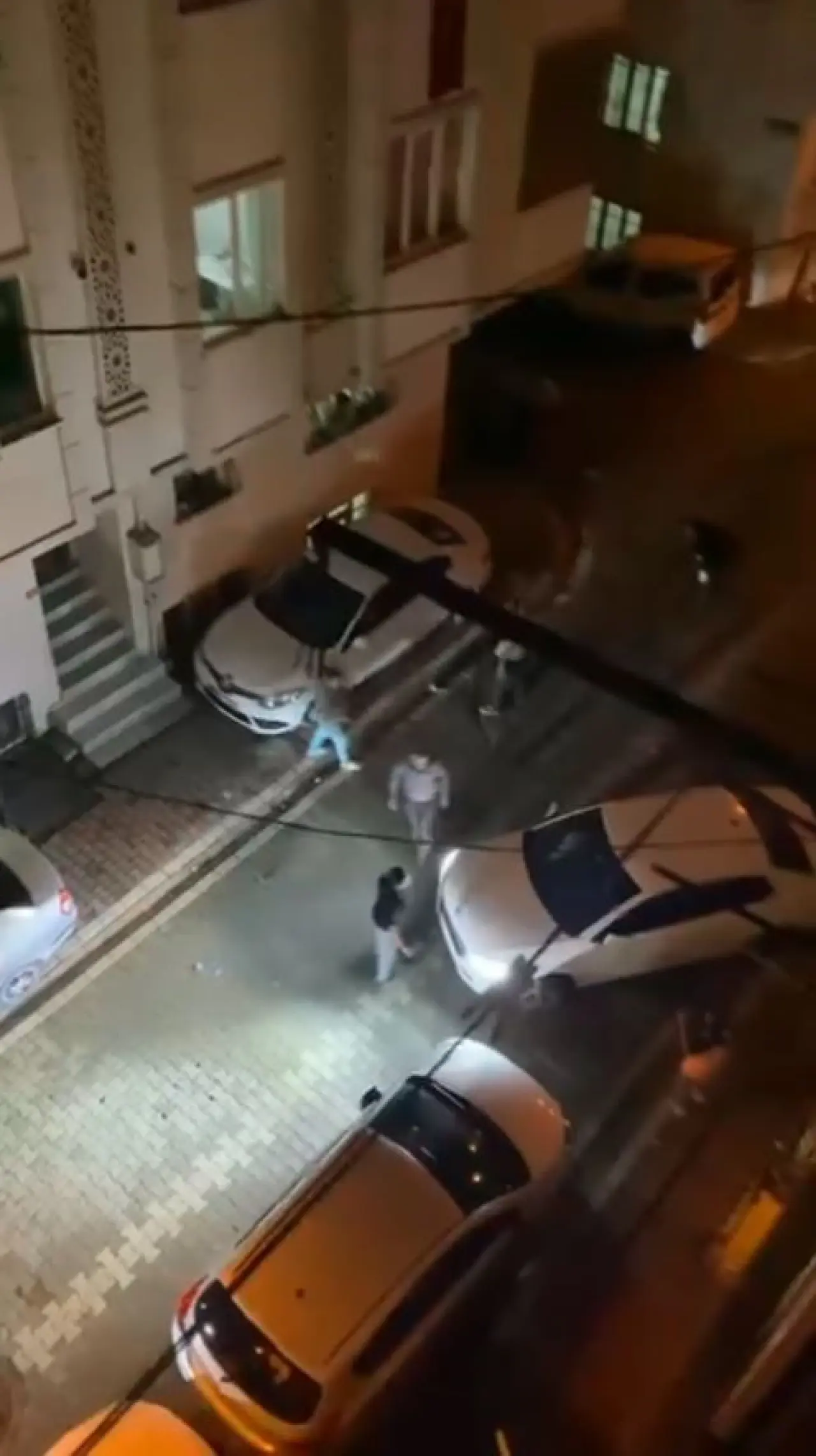 Park yeri kavgası sokakta savaş alanı yarattı! Çığlıklar mahalliyi inletti 2