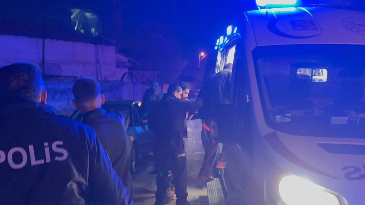 Cami yanında bıçaklı kavga! Babadan '1 hafta sonra asker' tepkisi 4