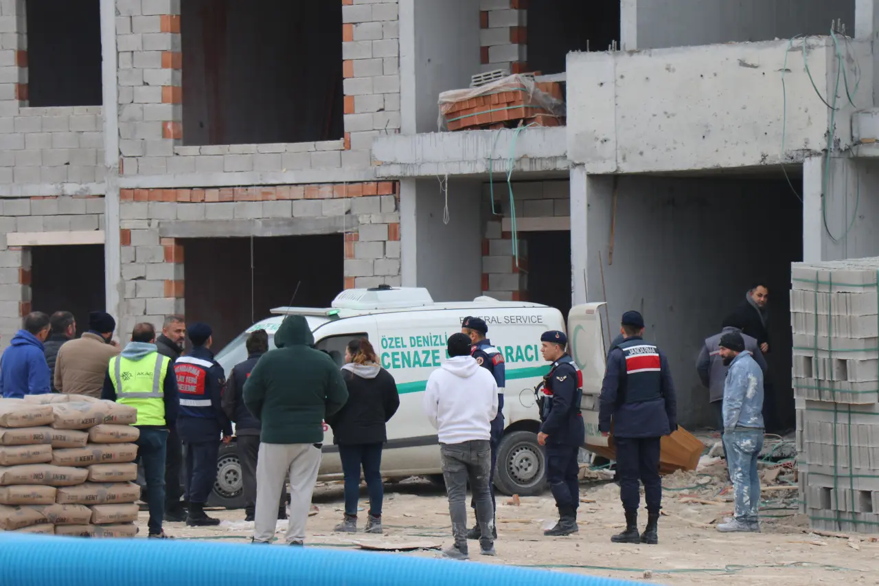 İnşaatta feci ölüm! 5. kattan düşen işçi hayatını kaybetti 3