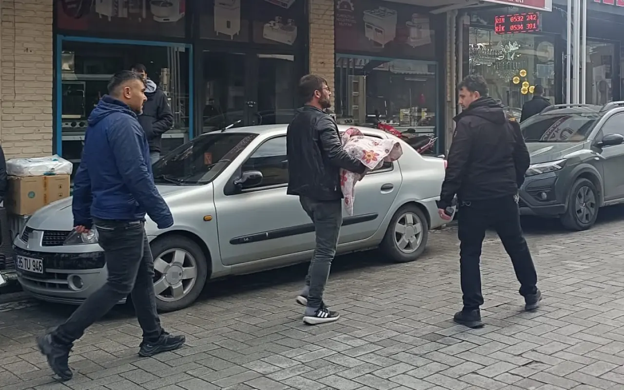 3 Aylık bebek yatağında ölü bulundu! Turgutlu’daki olay Türkiye’yi sarstı 1