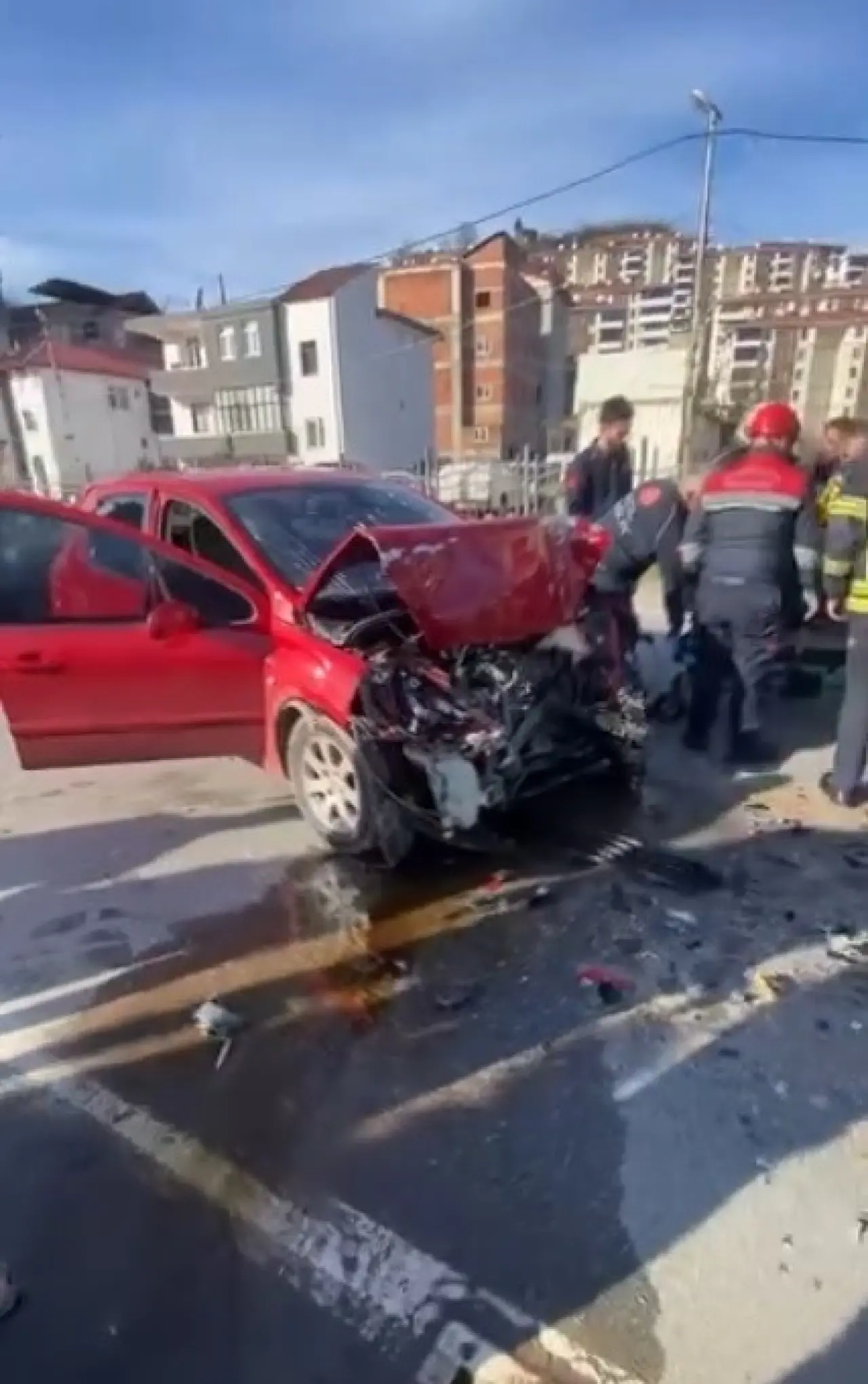Trabzon'da yolcu indirme anı kabusa döndü! 3 yaralı 2