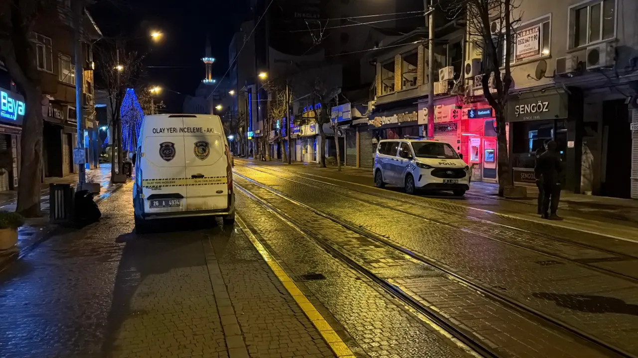 Eskişehir’de kanlı hesaplaşma! Alacak verecek tartışması silahlı kavgaya döndü 2