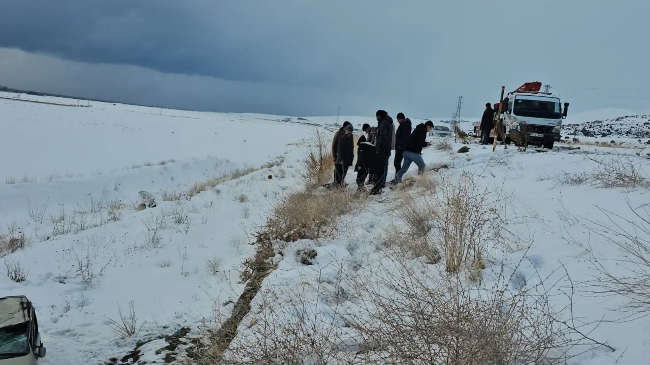 Bitlis’te feci kaza! Araç takla attı, 5 kişi yaralandı 5