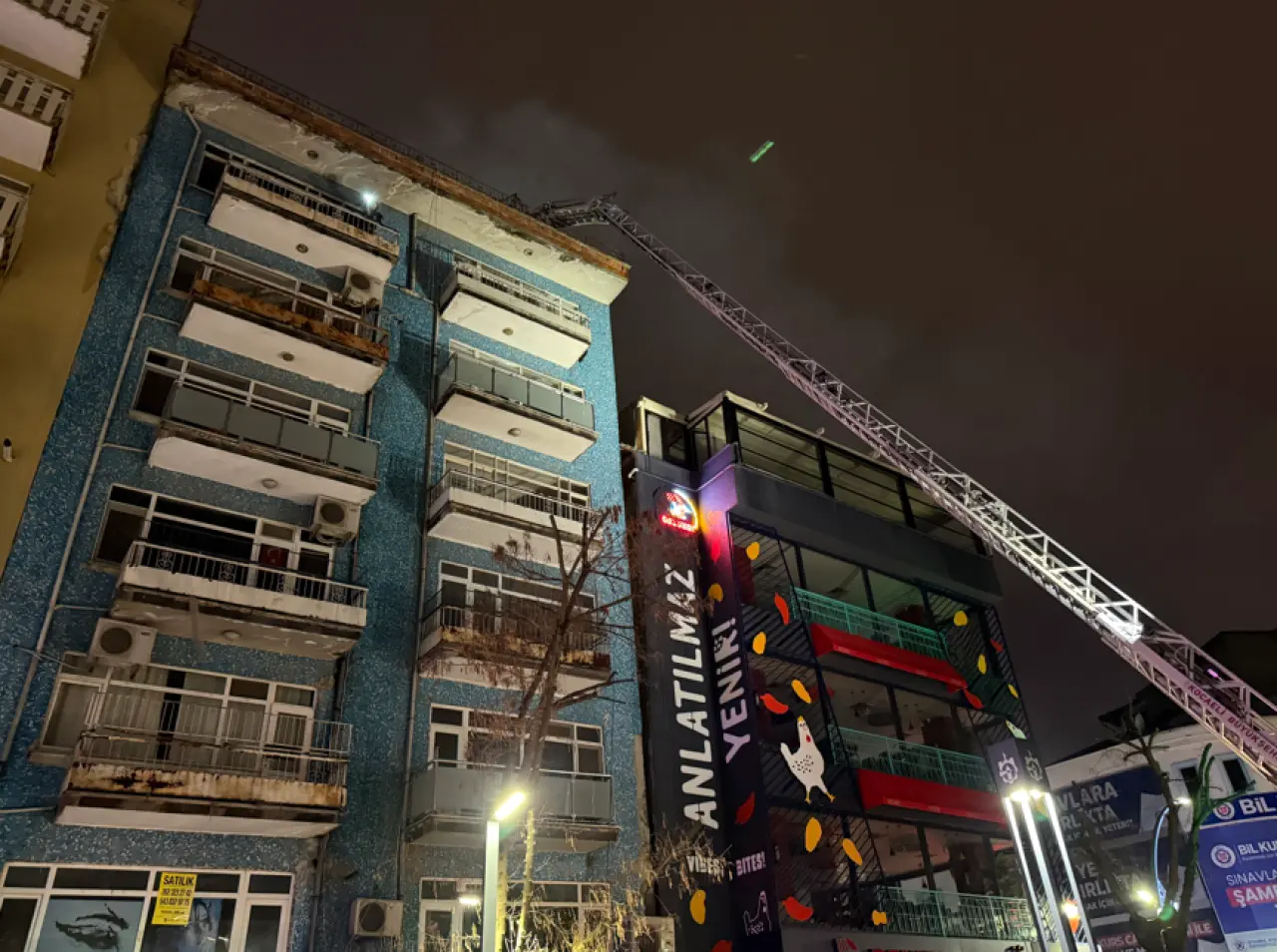 İzmit’te gece yarısı yangın alarmı! 7 katlı apartmanda yangın çıktı 2