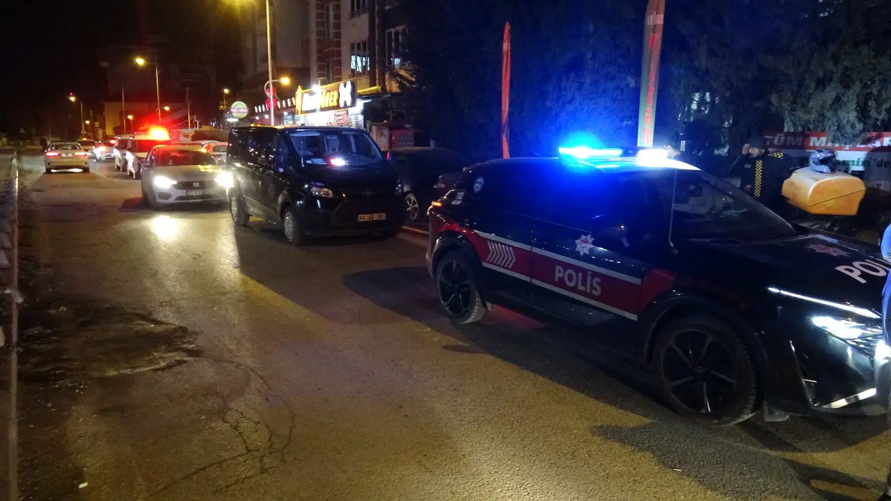 Malatya’da husumet kanlı bitti! Adam bacağından vuruldu 1