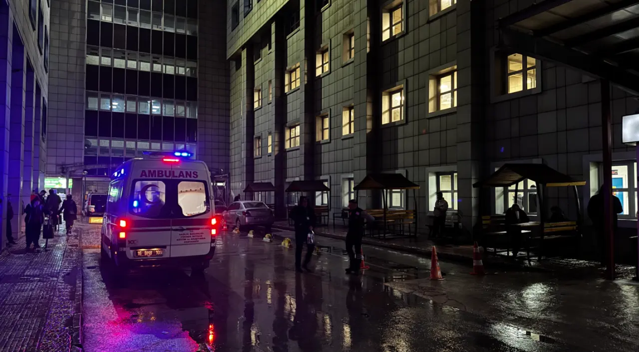 Bursa’da kanlı kavga! 3 bıçak darbesiyle hayatını kaybetti 1