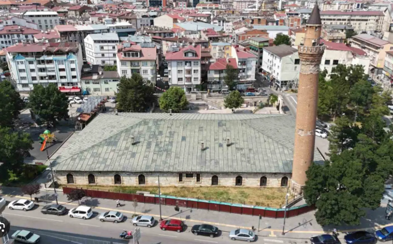 Ramazan’da Sivas’ta Ziyaret Edilecek Camiler 7
