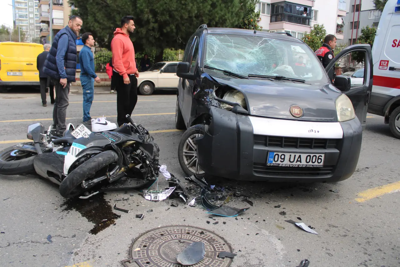 Aydın’da dehşet anları! Motosiklet sürücüsü metrelerce savruldu 1