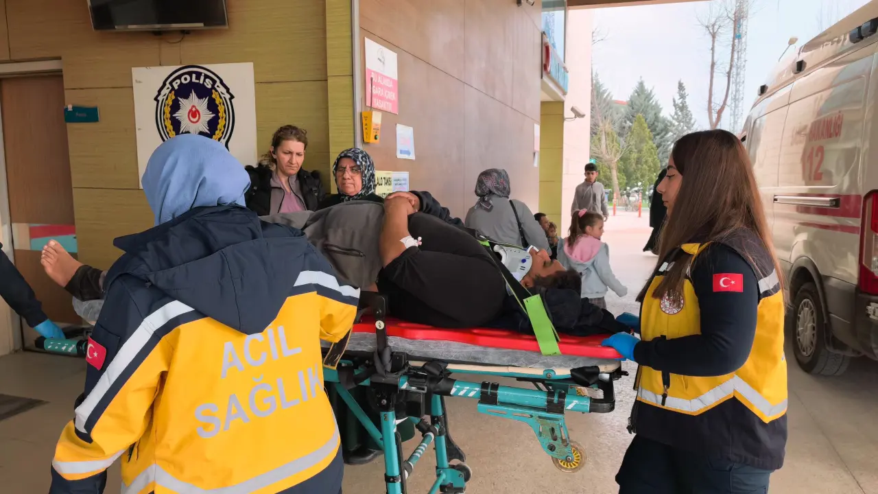 Bursa’da feci kaza! Kontrolden çıkan kamyonet yamaca çarptı 2