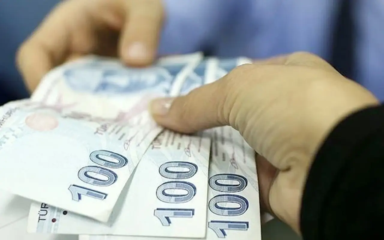 Temmuz zammı için bomba tahminler! Milyonlarca memur ve emekli bekliyor 1