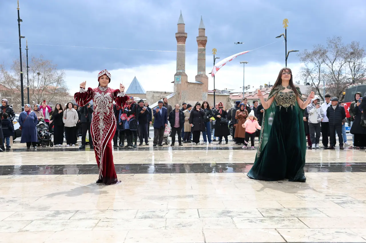 Türk Polis Teşkilatı’nın 181. Yılı Sivas’ta Etkinliklerle Kutlandı 3