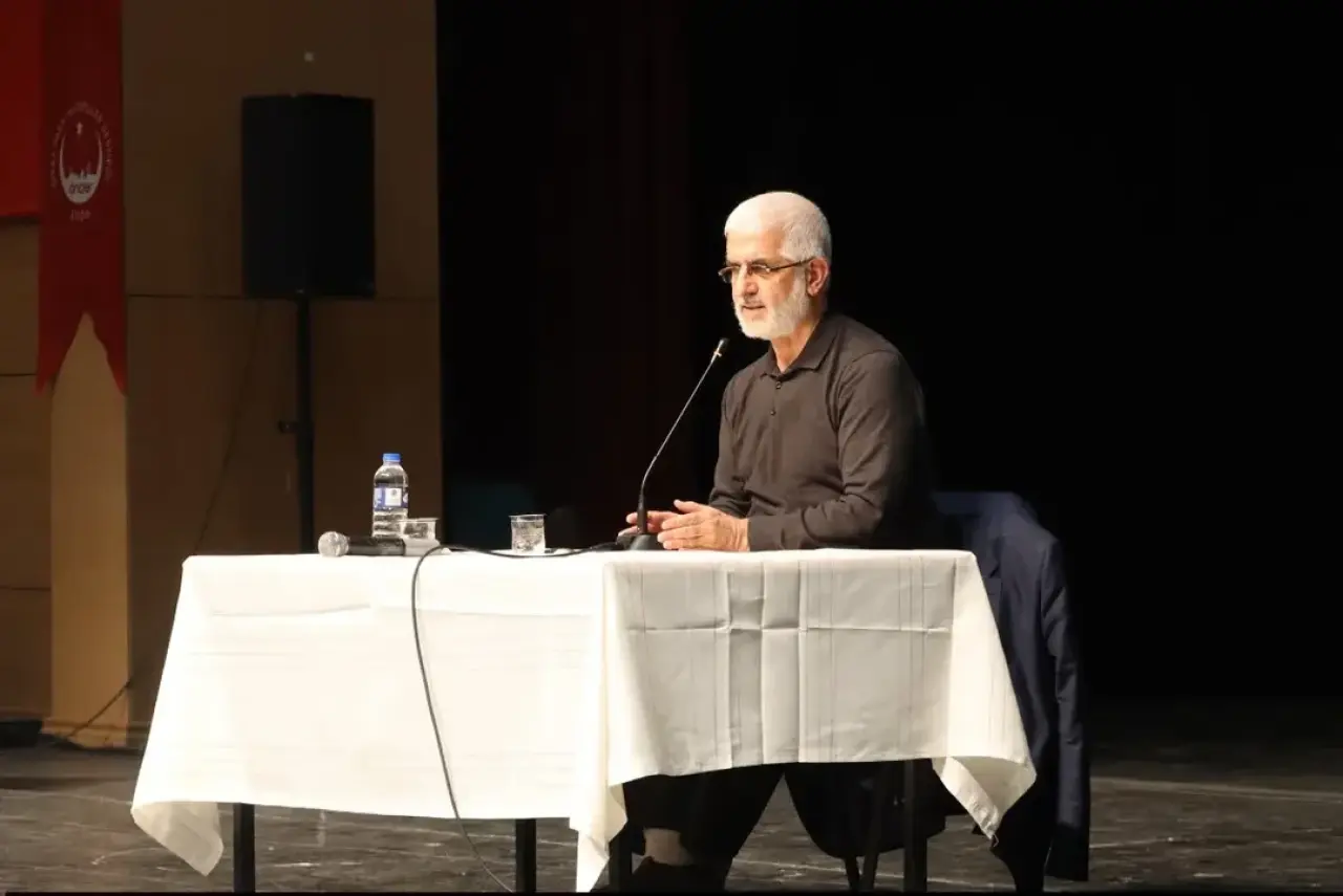 Sivas’ta “Namazla Dirilen Nesil” Konferansına Yoğun İlgi 2