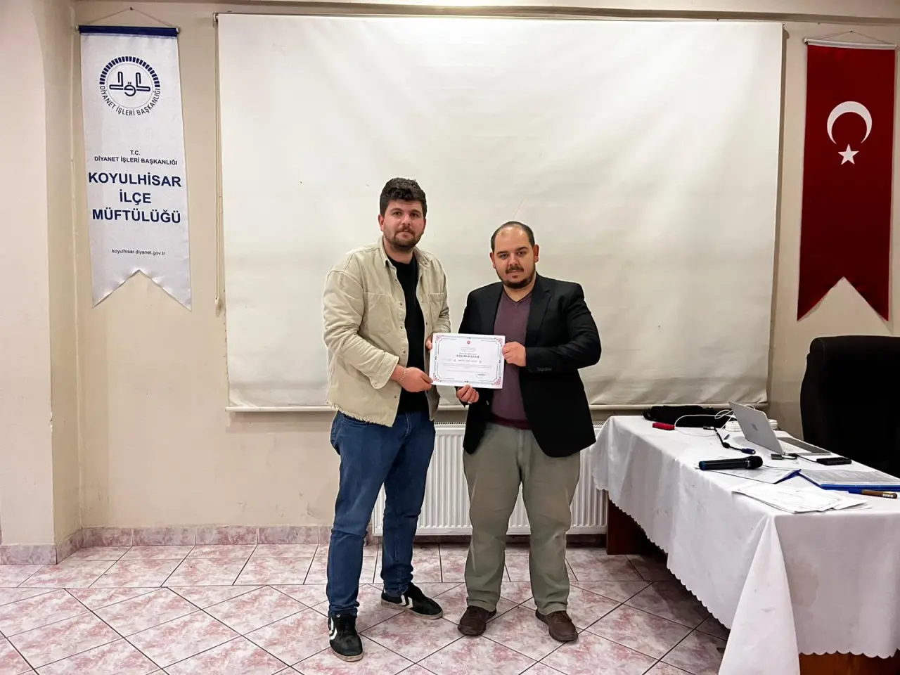Koyulhisar’da Ezanı Güzel Okuma Kursu Tamamlandı 10