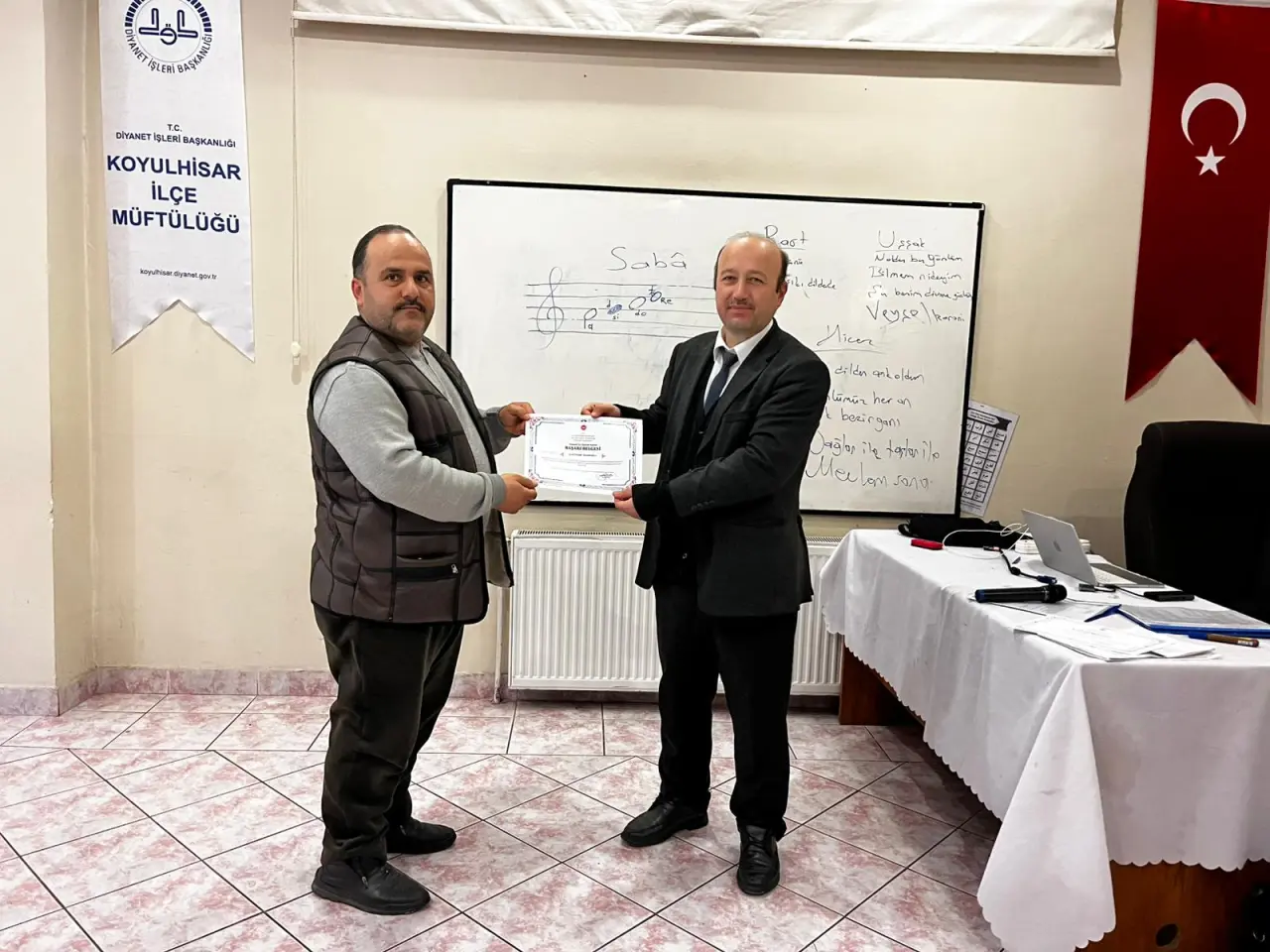 Koyulhisar’da Ezanı Güzel Okuma Kursu Tamamlandı 5