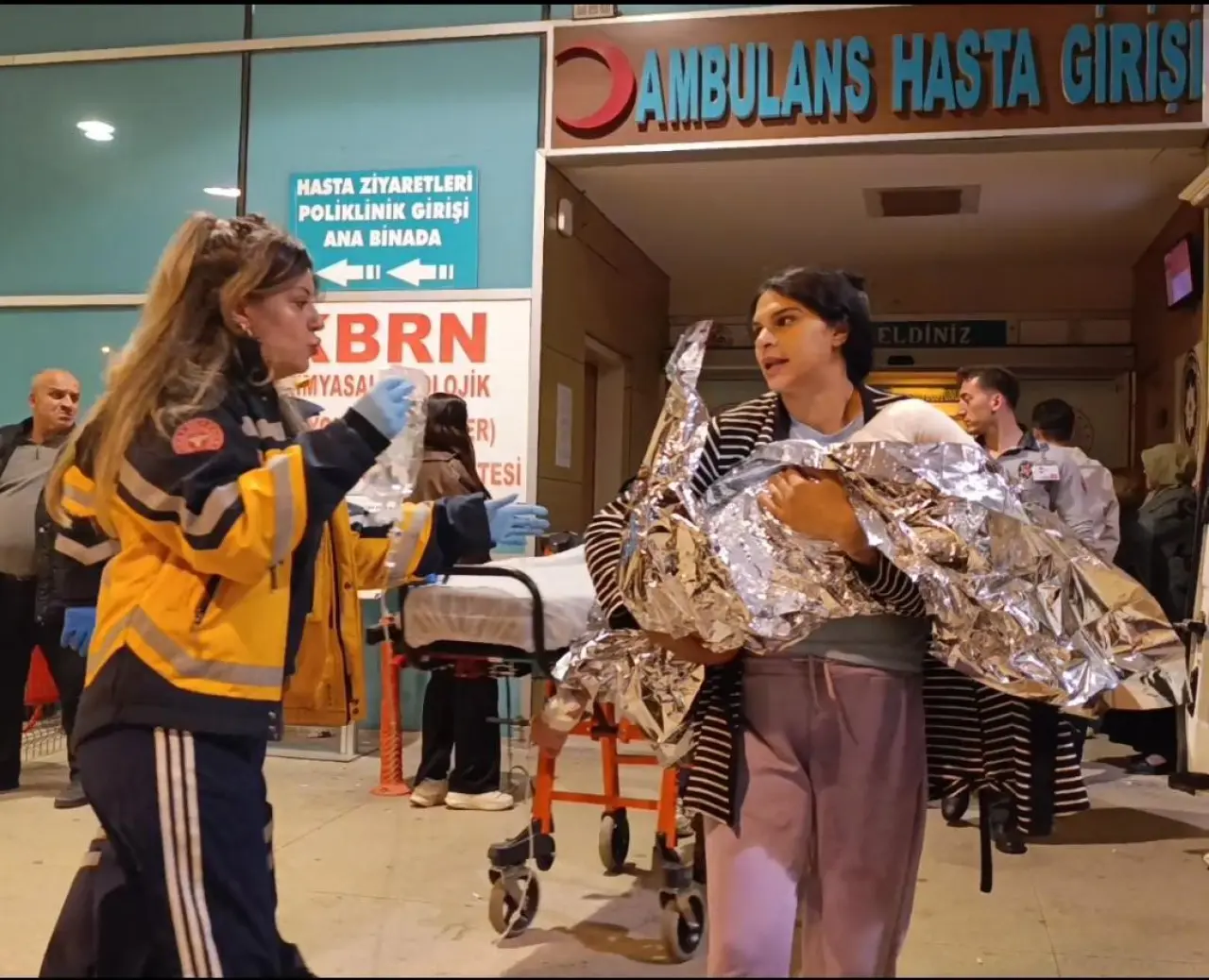 İnegöl’de yürek yakan kaza! 2 yaşındaki çocuk kaynar suya düştü 3