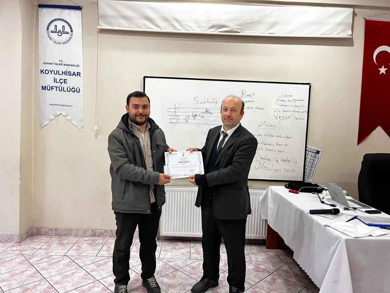 Koyulhisar’da Ezanı Güzel Okuma Kursu Tamamlandı 4