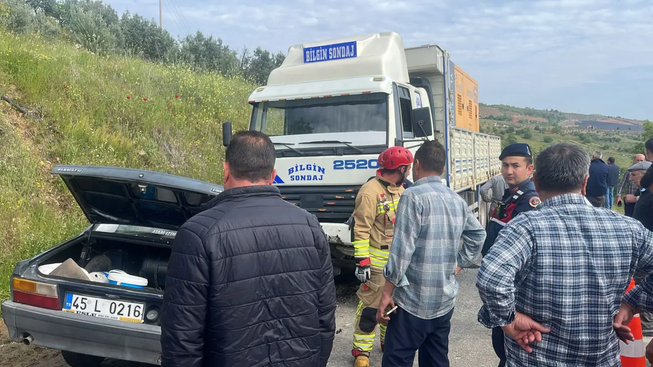 Manisa’da yürek yakan kaza! Bir aileyi yıkan çarpışma 2