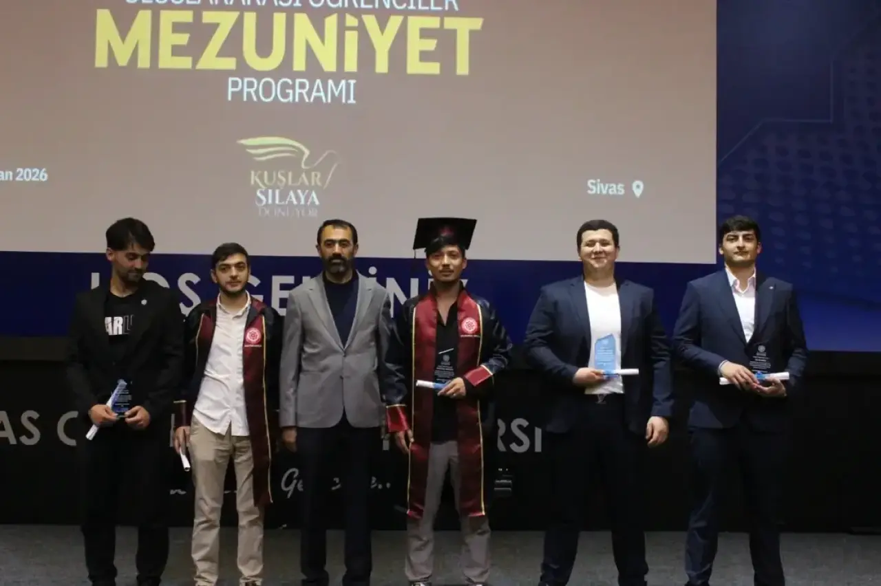 Sivas’ta uluslararası öğrenciler için mezuniyet programı düzenlendi 2
