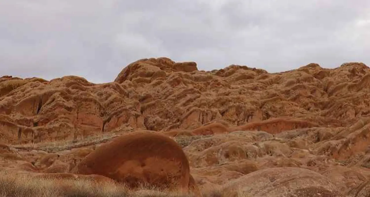 Sivas’ta Mars’ı Andıran Doğal Güzellikler Keşfediliyor 7