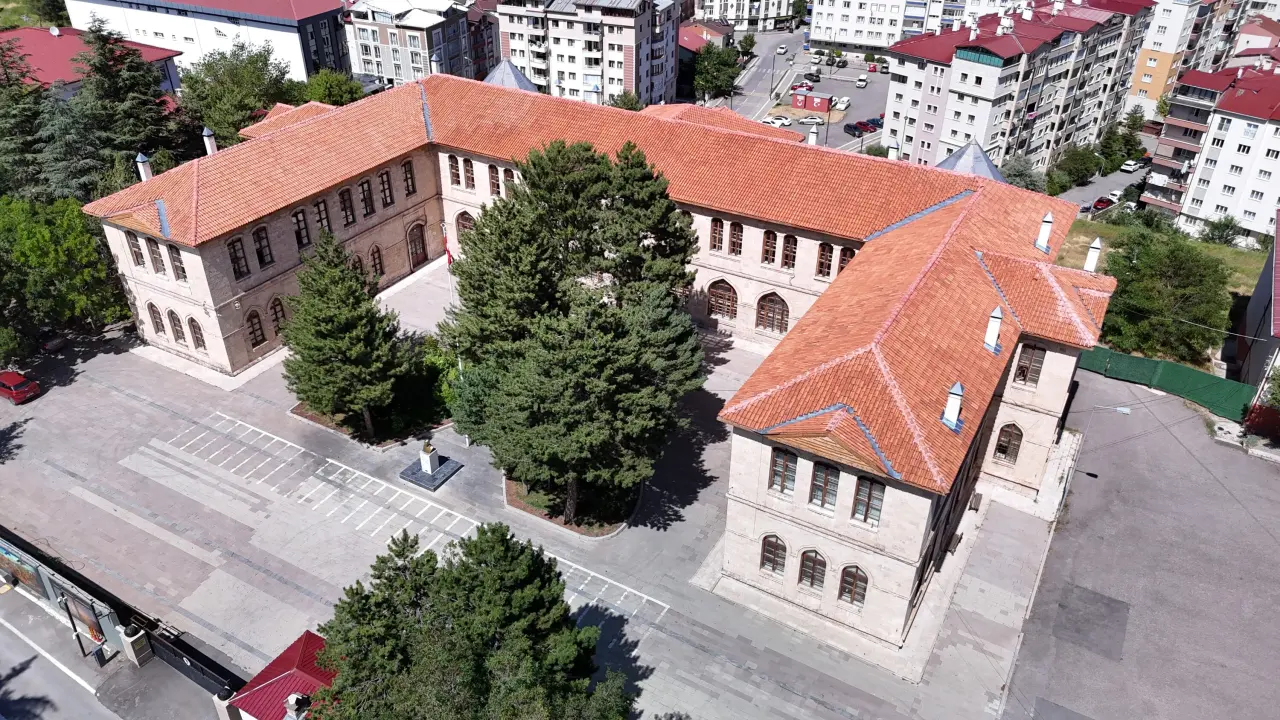 Sivas’ta 144 Yıllık Eğitim Mirası: Sivas Selçuk Anadolu Lisesi 2