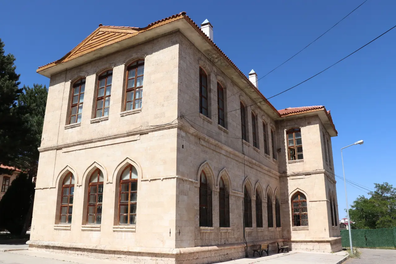 Sivas’ta 144 Yıllık Eğitim Mirası: Sivas Selçuk Anadolu Lisesi 5