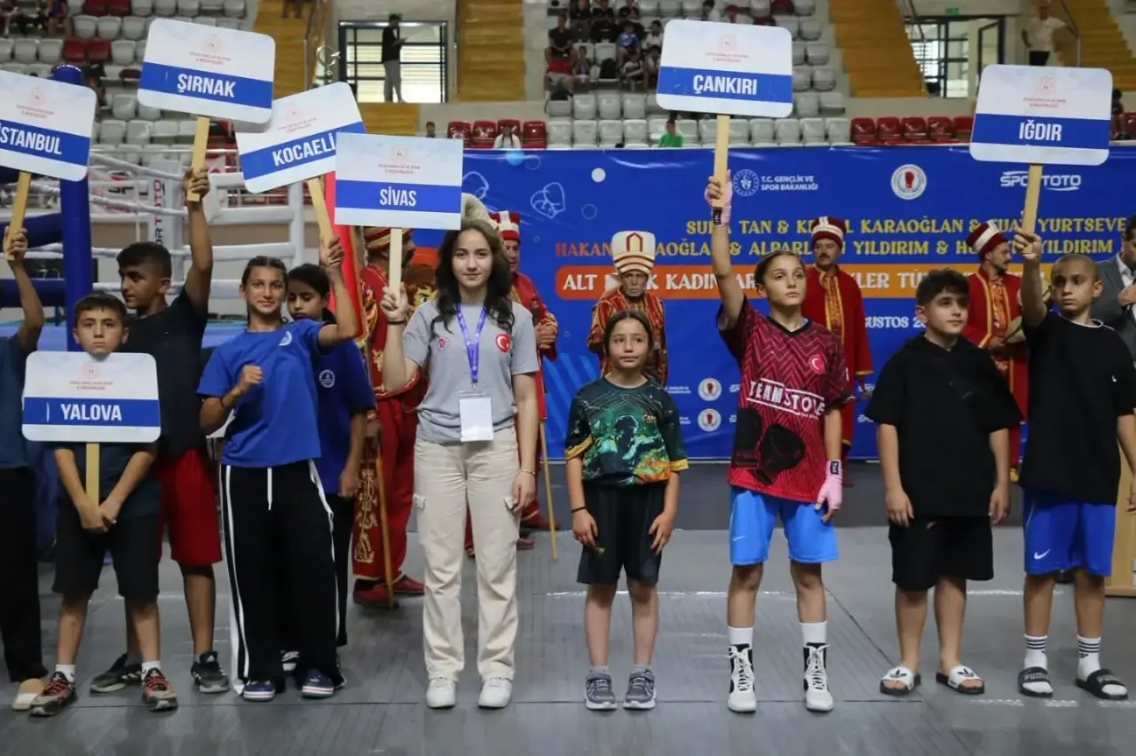 Sivas’ta U-13 Türkiye Boks Şampiyonası heyecanı sürüyor 3