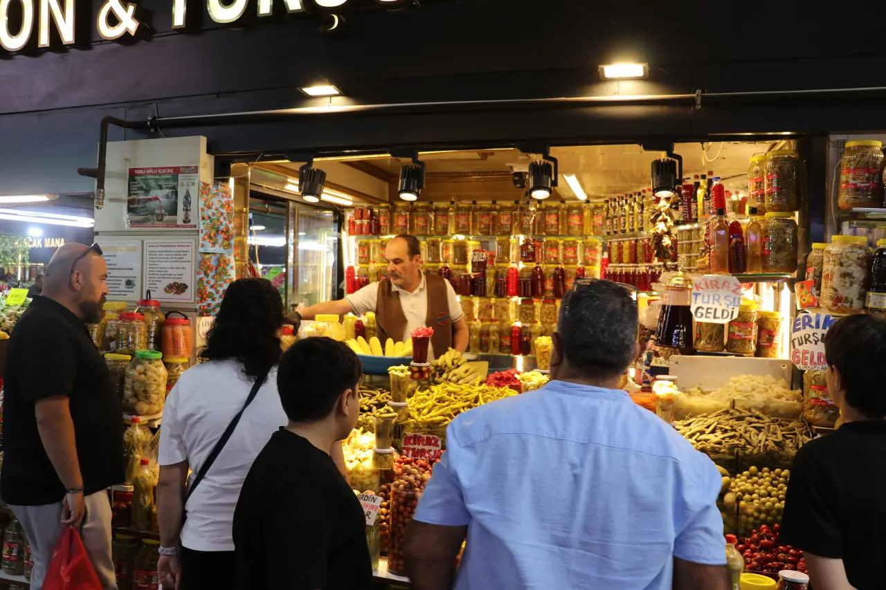Mısır Koçanı Turşusu Sivas’ta Tezgâhlarda: İlginç Lezzet Yoğun İlgi Görüyor 5