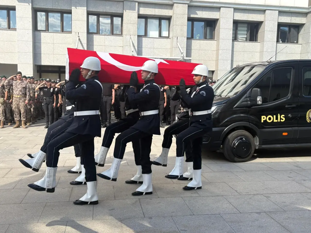 Şehit Polis Melih Kaygusuz İçin İstanbul Emniyet Müdürlüğü'nde Duygu Dolu Tören 3