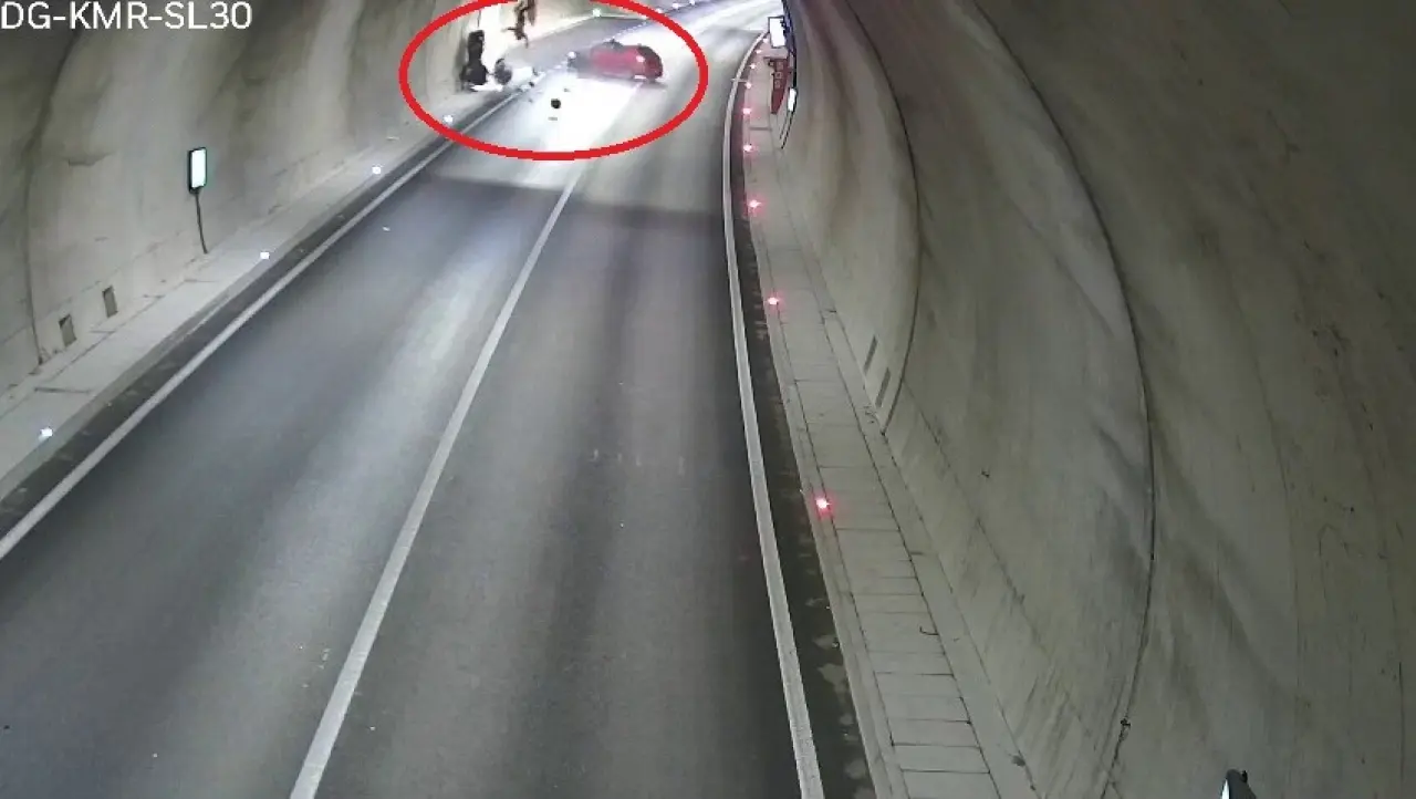 Bursa'da Feci Kazanın Görüntüleri Ortaya Çıktı! Baba Öldü, Oğlu Yaralı 9