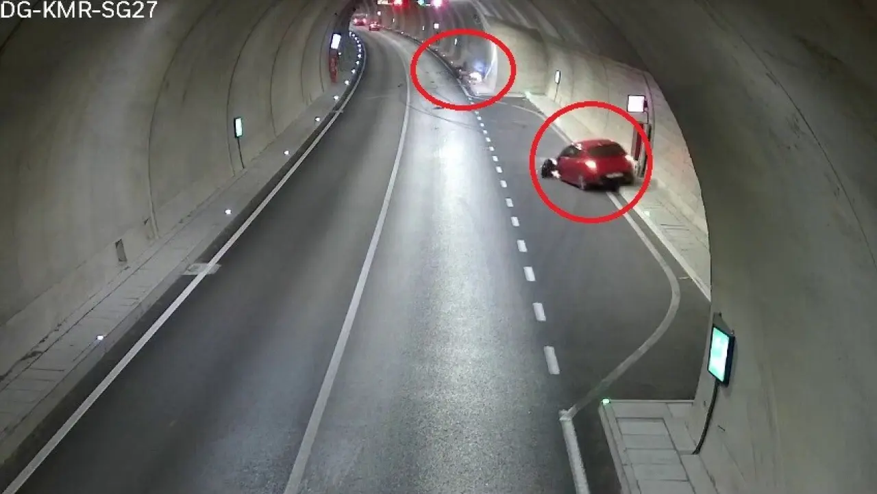 Bursa'da Feci Kazanın Görüntüleri Ortaya Çıktı! Baba Öldü, Oğlu Yaralı 7