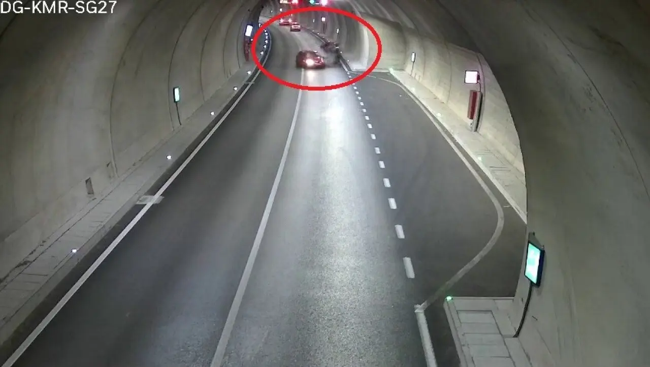 Bursa'da Feci Kazanın Görüntüleri Ortaya Çıktı! Baba Öldü, Oğlu Yaralı 8